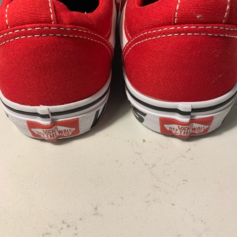 Old Skool Red Vans Sneakers Kids Size 6 ultra rare “VANS” written on the side - Picture 7 of 7